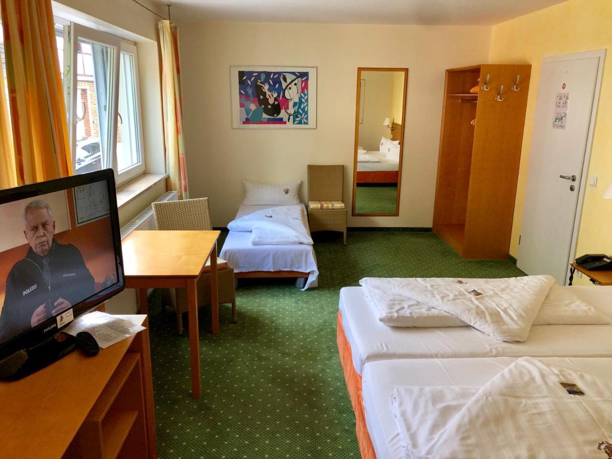 Berggasthof Hotel Igelwirt Schnaittach Exteriör bild