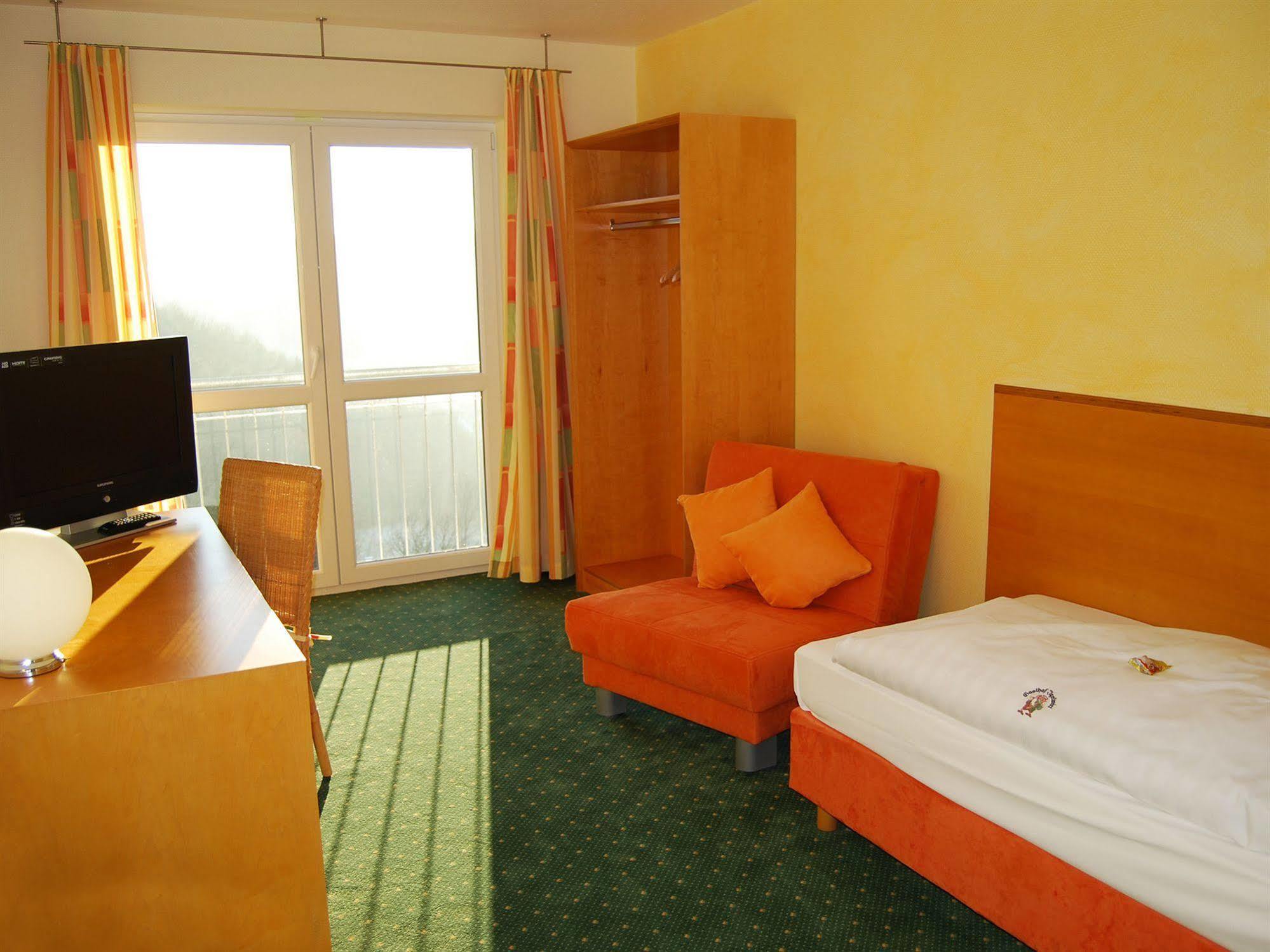 Berggasthof Hotel Igelwirt Schnaittach Rum bild