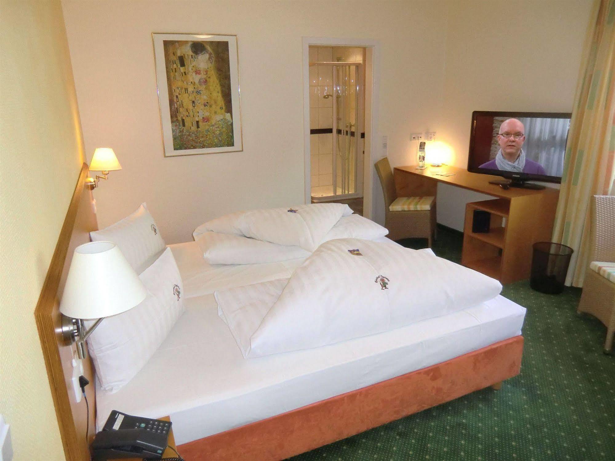 Berggasthof Hotel Igelwirt Schnaittach Exteriör bild